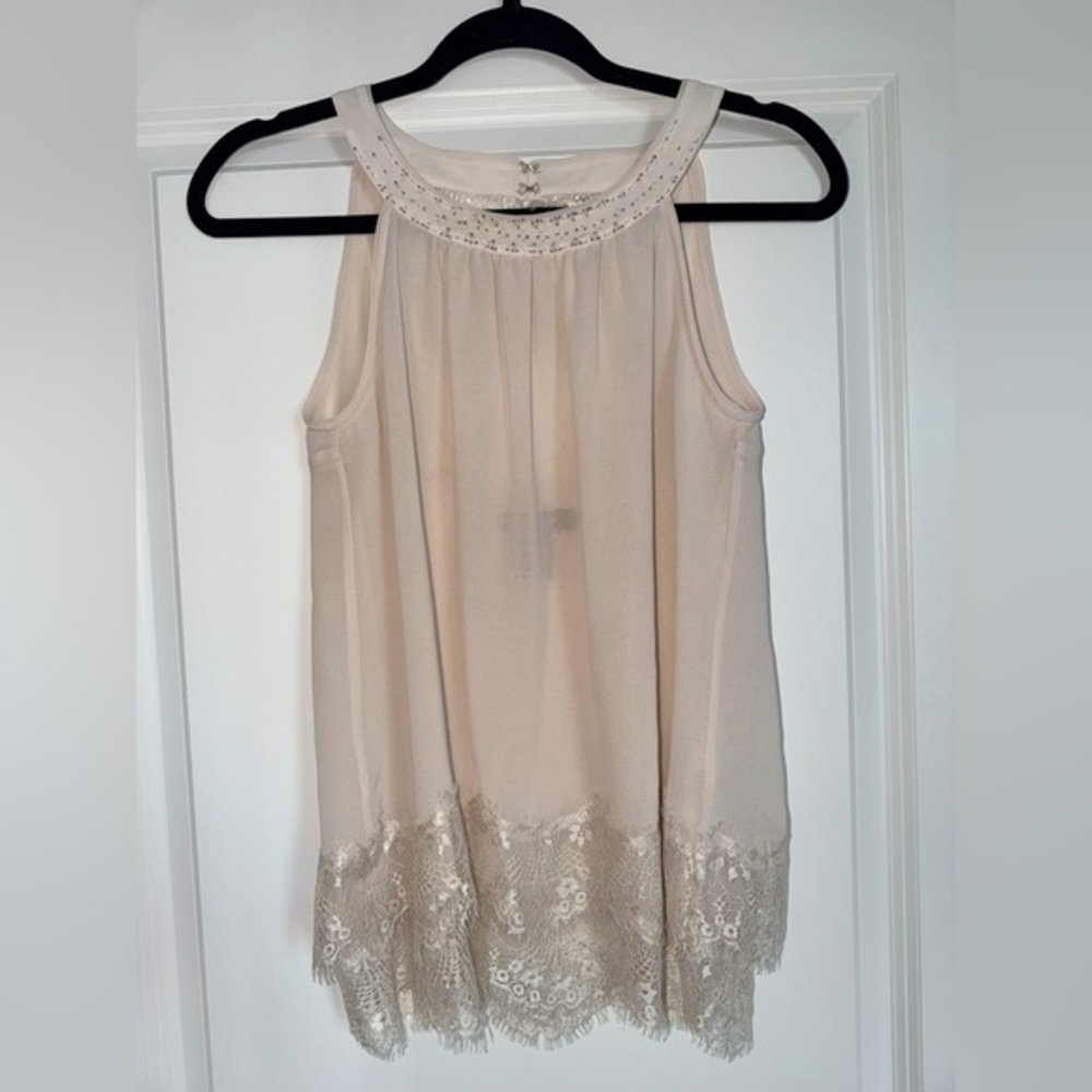 White House Black Market Embellished Cream Sleeveless Top with Lace Hem